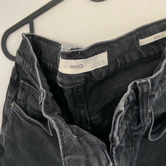 Black Mango Jean - Picture 2 of 3